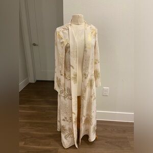 Elegant Cream Floral Women's Kimono
